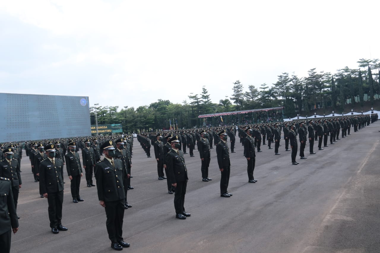 Kasad Lantik 1.198 Perwira Lulusan Pendidikan Pembentukan Perwira  TNI AD