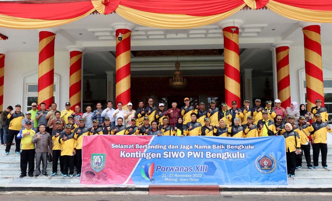 Kontingen Porwarnas PWI Beri Kado Terbaik HUT Provinsi Bengkulu