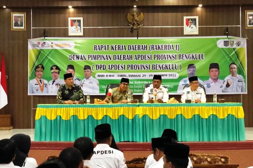 Dinas PMD Provinsi Bengkulu Hadiri Rakerda APDESI Tahun 2022