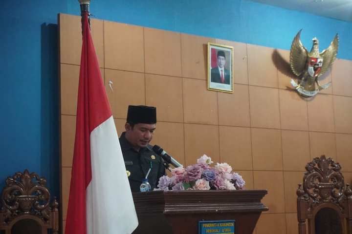 Wakil Bupati Bengkulu Utara Berikan Jawaban atas Pandangan Umum Fraksi