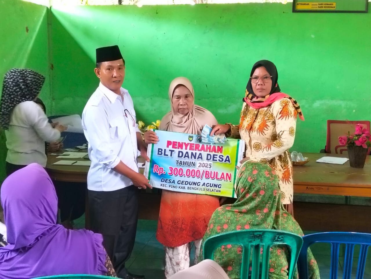 Pembagian BLT DD Alokasi Oktober Sampai Desember Desa Gedung Agung